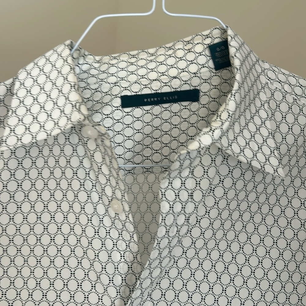 Shirt Perry Ellis.. like new